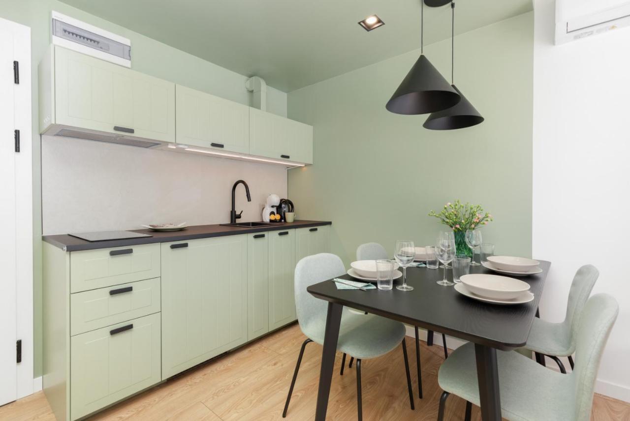 Apartment Port With Swimming Pool, & Gym By Renters Kolberg