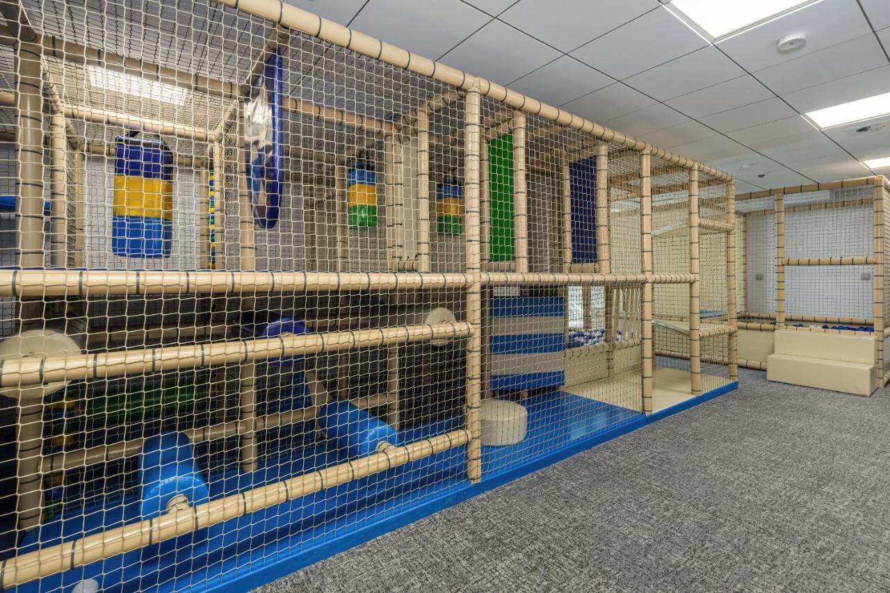 Apartment Port With Swimming Pool, & Gym By Renters *
