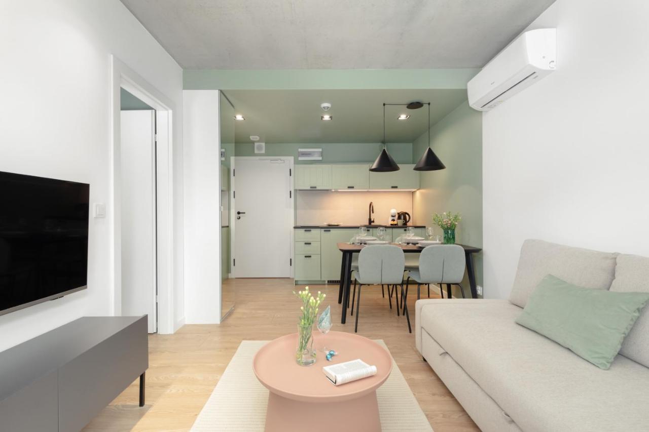Apartment Port With Swimming Pool, & Gym By Renters Kolberg