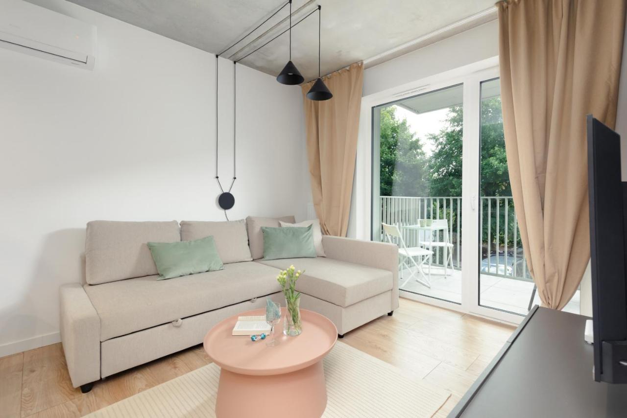 Apartment Port With Swimming Pool, & Gym By Renters Kolberg