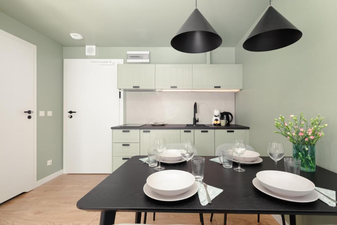 Port With Swimming Pool, & Gym By Renters Apartment Kolberg